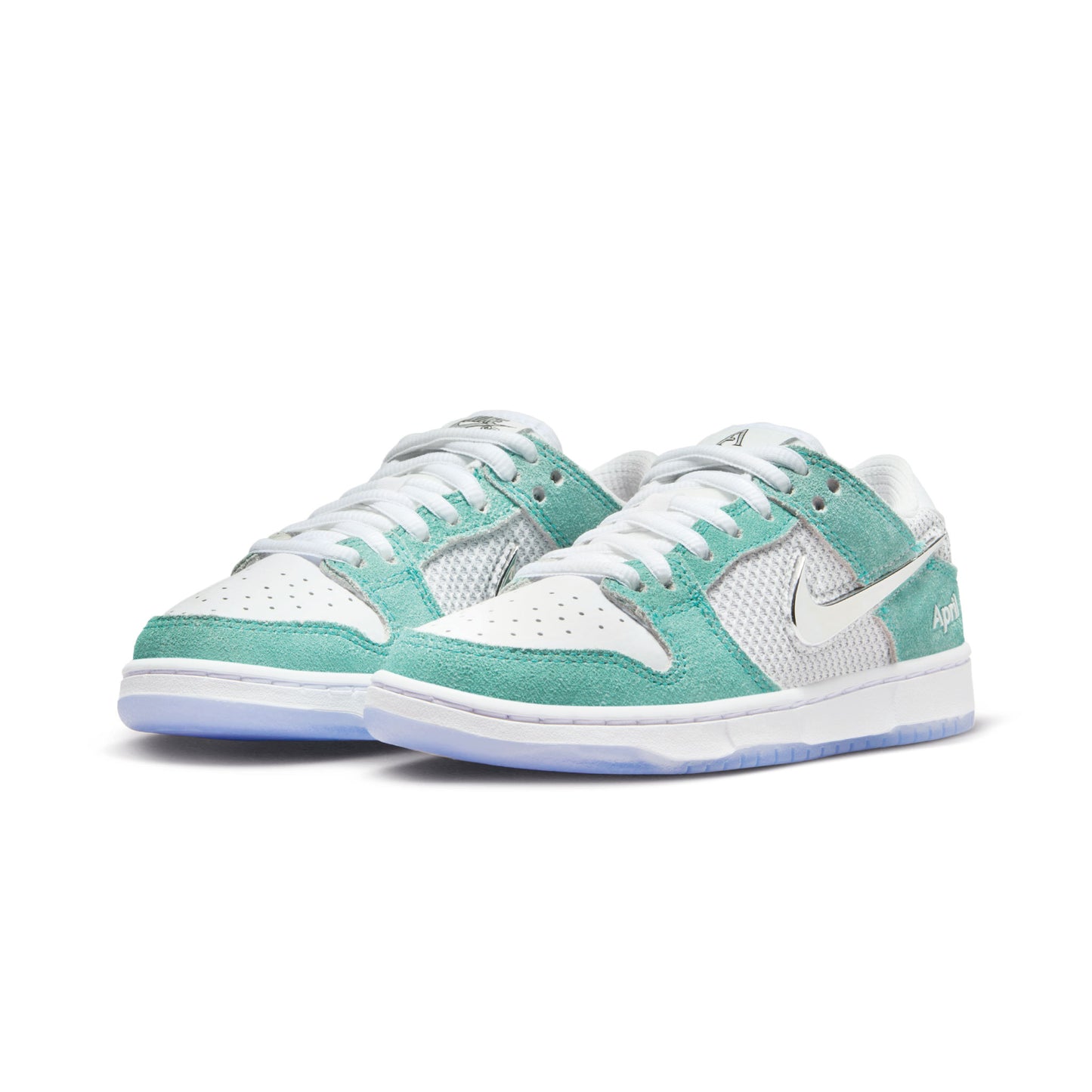Nike SB x April Skateboards Dunk Low Pro