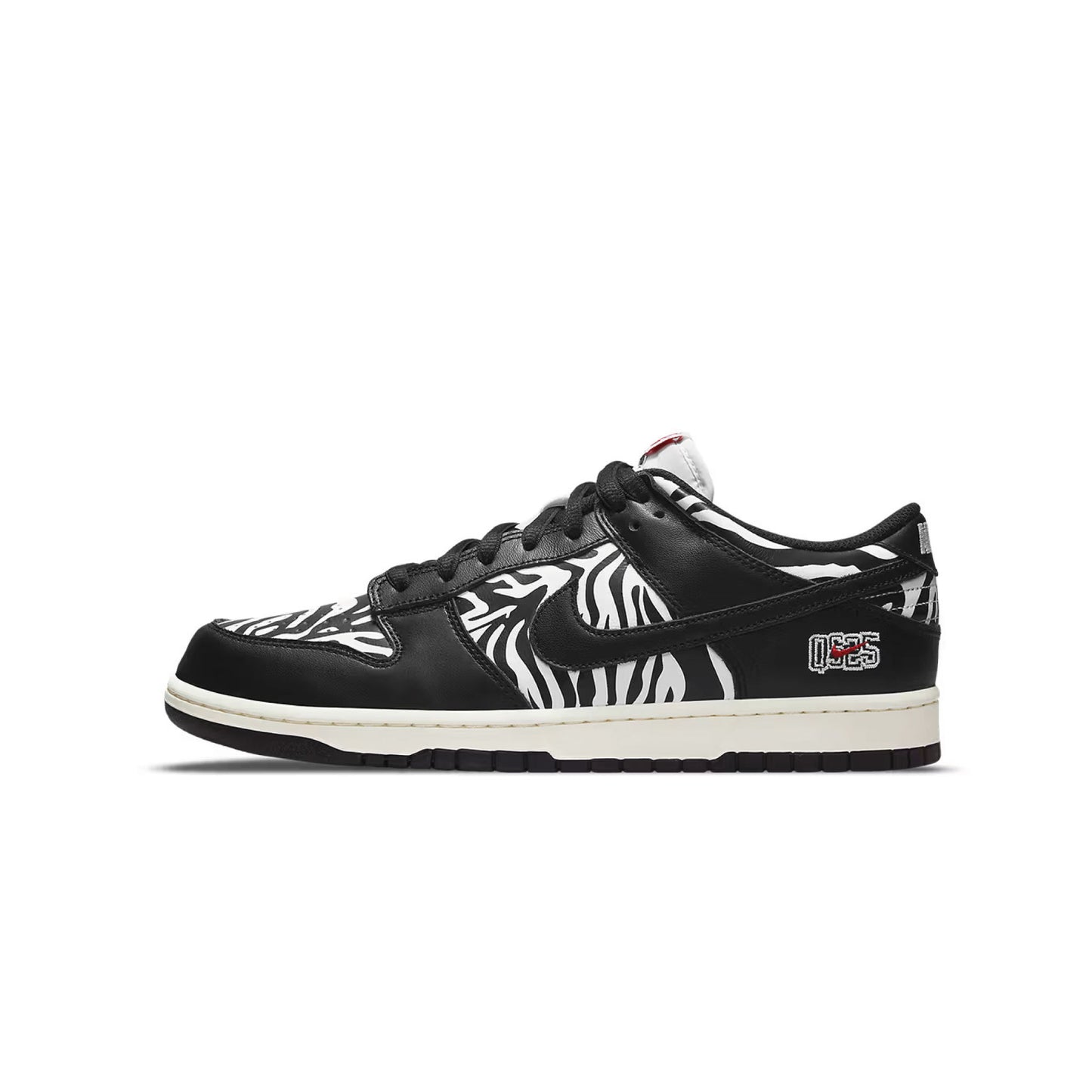 Nike SB x Quartersnacks Dunk Low Pro 'Zebra'