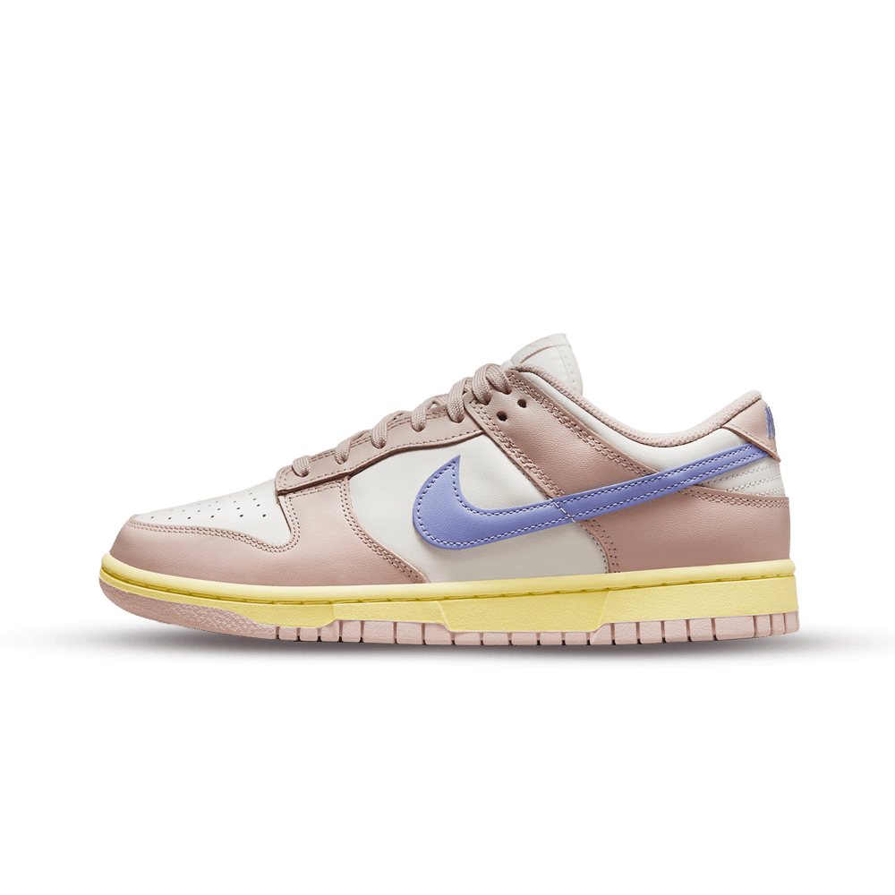 Nike Dunk Low Pink Oxford (W)