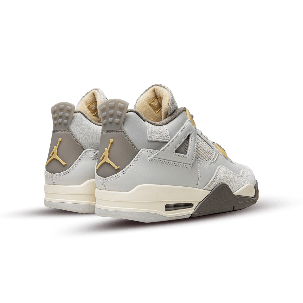 Air Jordan 4 SE Craft Photon Dust