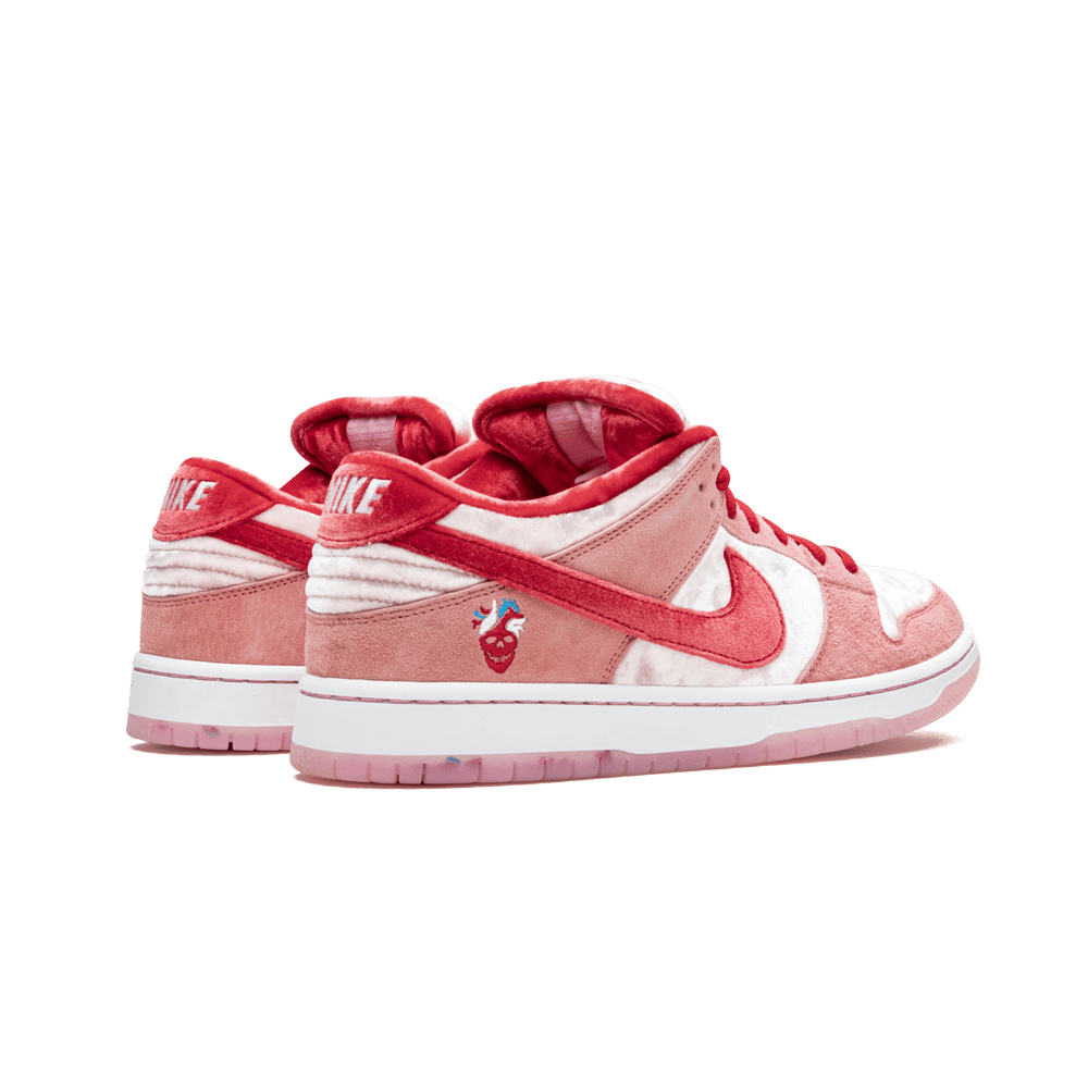 Nike SB Dunk Low StrangeLove
