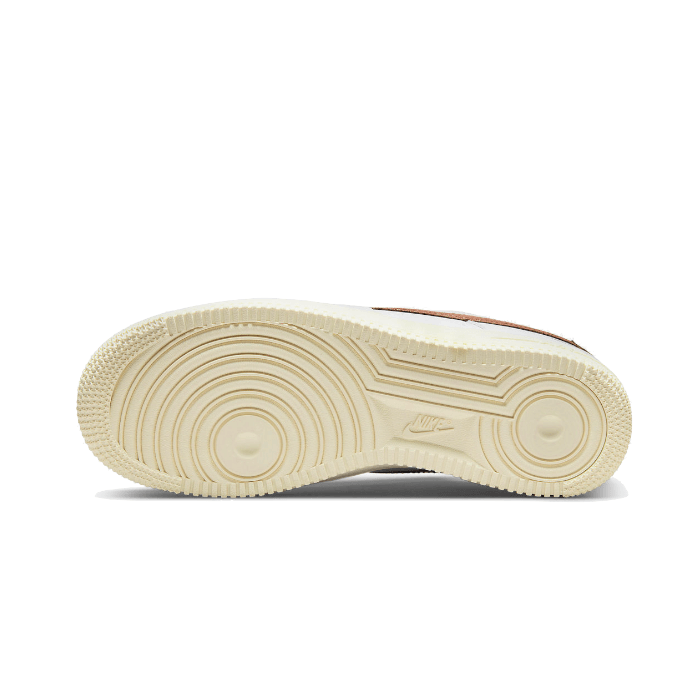 Air Force 1 Low ‘07 LX Coconut