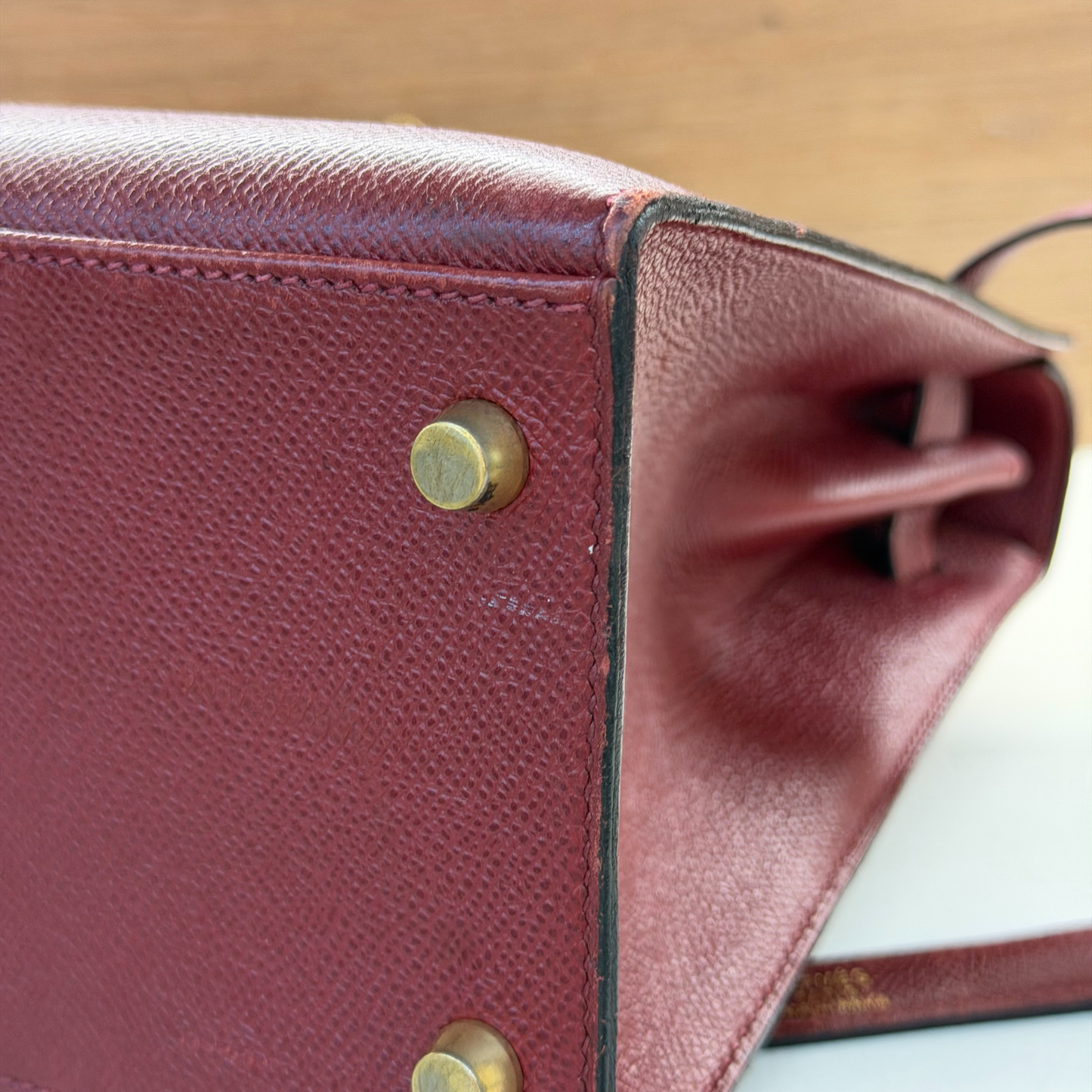 Hermes Kelly 25 Togo Rouge Sellier Togo Gold Hardware