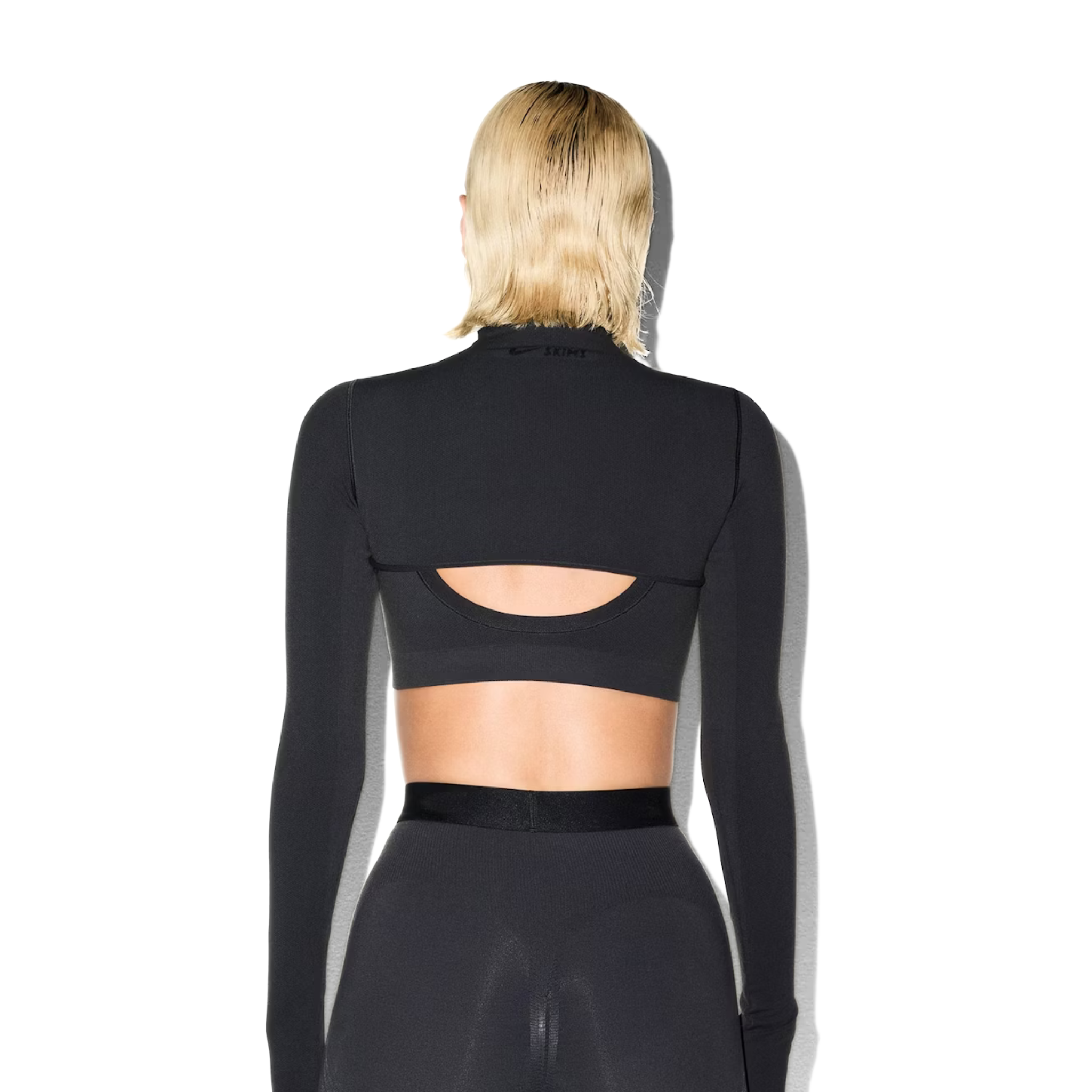 NikeSKIMS Vintage Seamless Shrug Obsidian