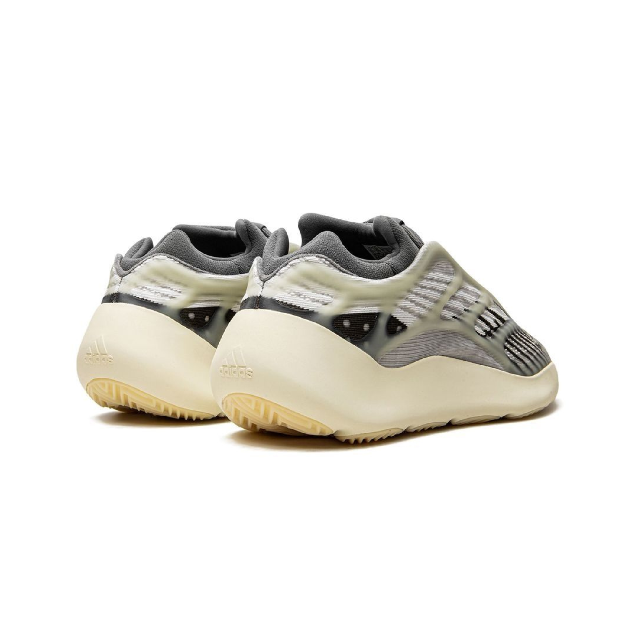 Yeezy Boost 700 V3 Fade Salt - 48h
