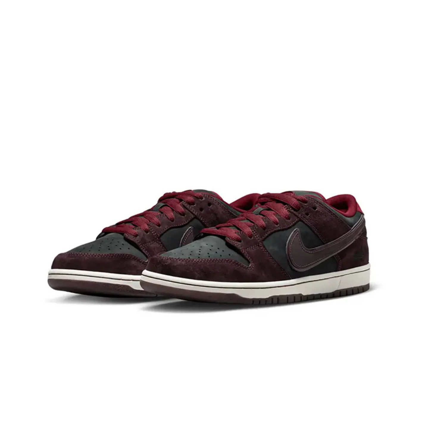 Nike SB Dunk Low Riot Skateshop