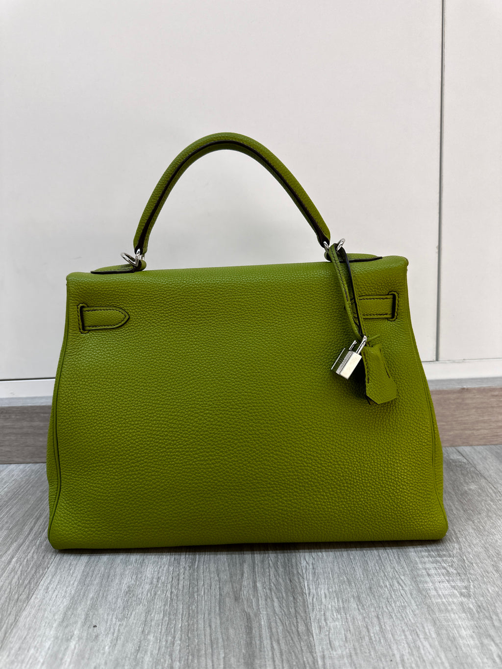Hermès Kelly 28 – Vert [Green] Togo Leather with Palladium Hardware