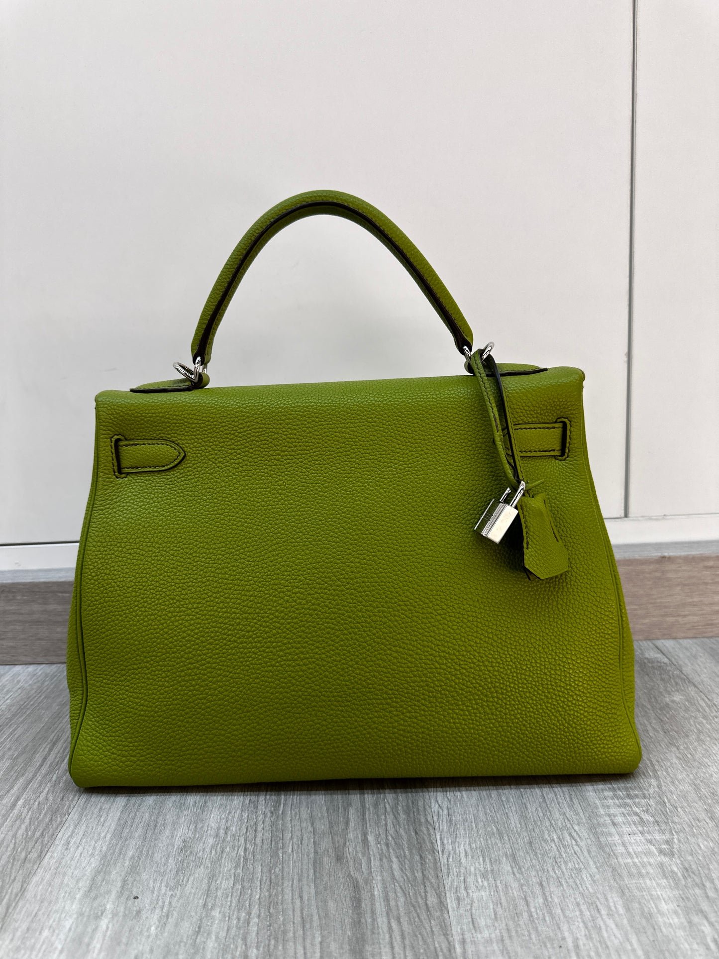 Hermès Kelly 28 – Vert [Green] Togo Leather with Palladium Hardware