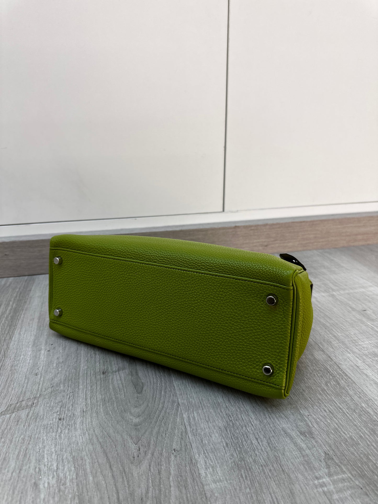 Hermès Kelly 28 – Vert [Green] Togo Leather with Palladium Hardware