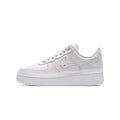 Nike Air Force 1 LX Αποκαλύπτει Μαύρο Swoosh (W)