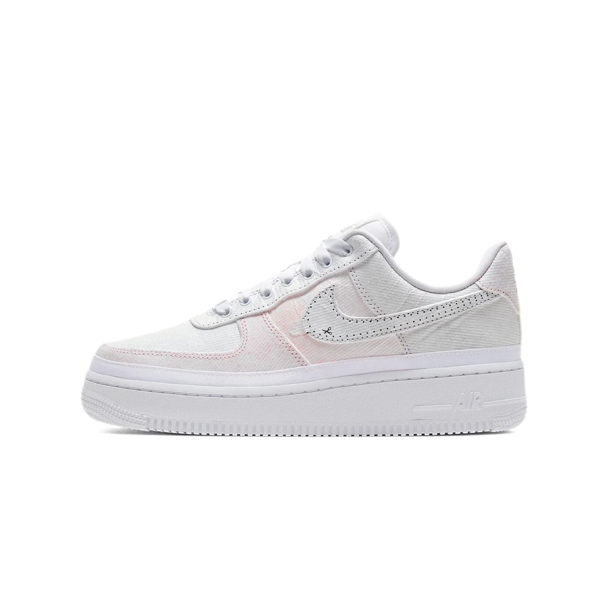 Nike Air Force 1 LX Αποκαλύπτει Μαύρο Swoosh (W)