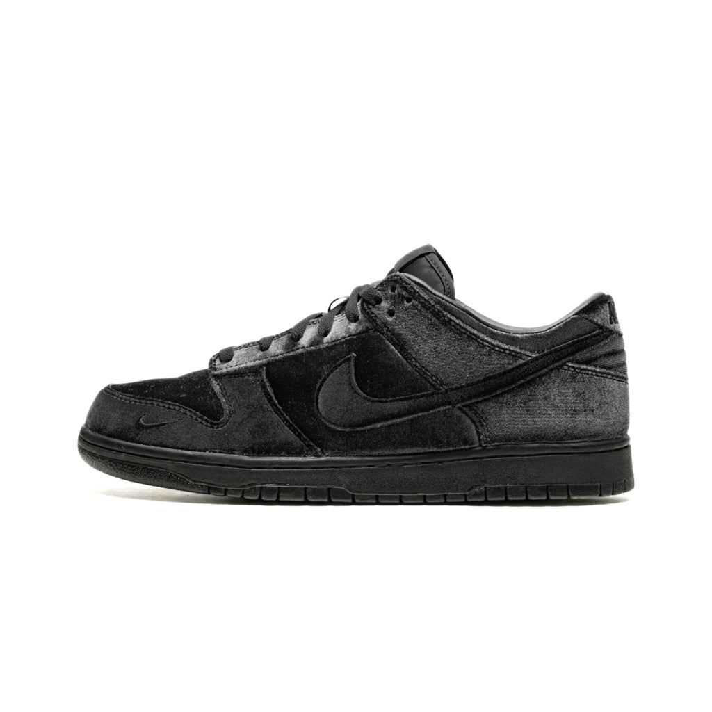 Nike Dunk Low Dover Street Market Velvet Triple Black Γυναικεία Αθλητικά Παπούτσια
