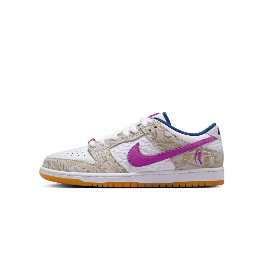 Nike SB x Rayssa Leal Dunk Low