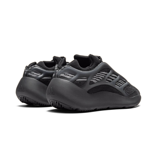 Yeezy 700 V3 Fade Carbon - 48 ώρες 