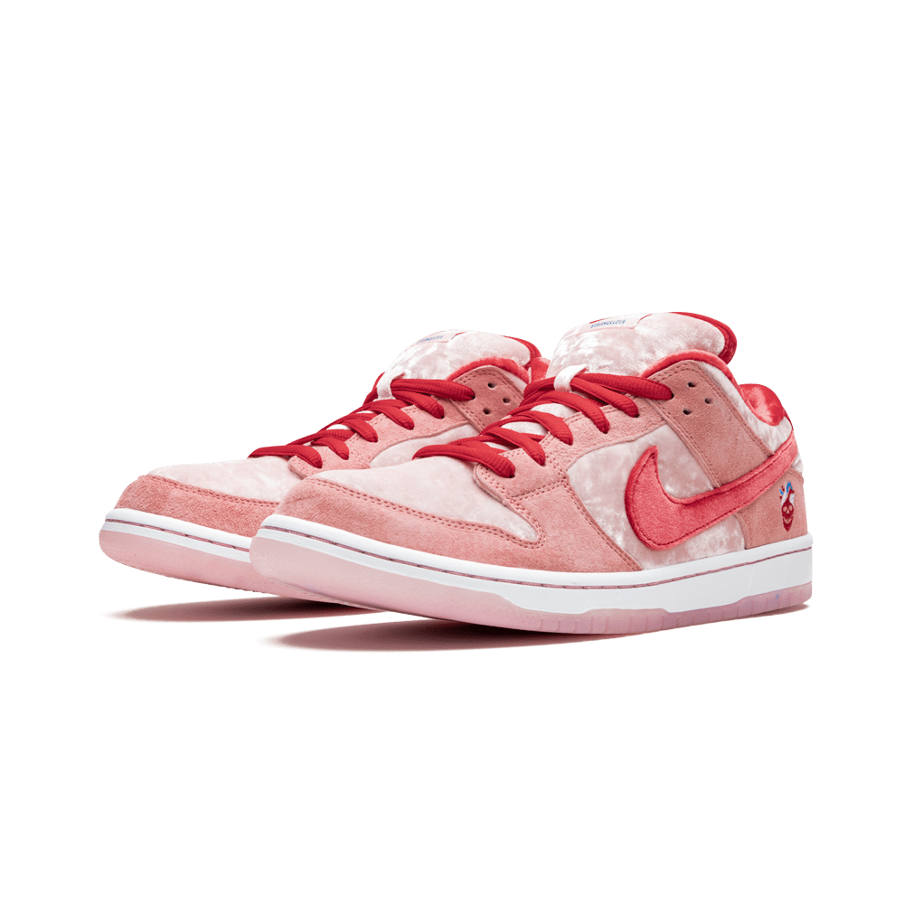 Nike SB Dunk Low StrangeLove